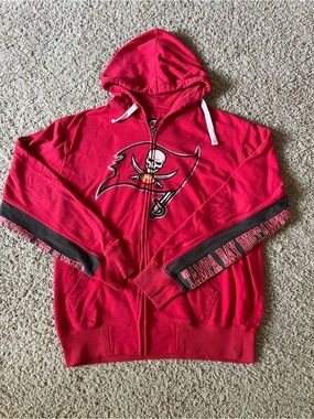Tampa Bay Buccaneers Hands High Red Full-Zip Hoodie